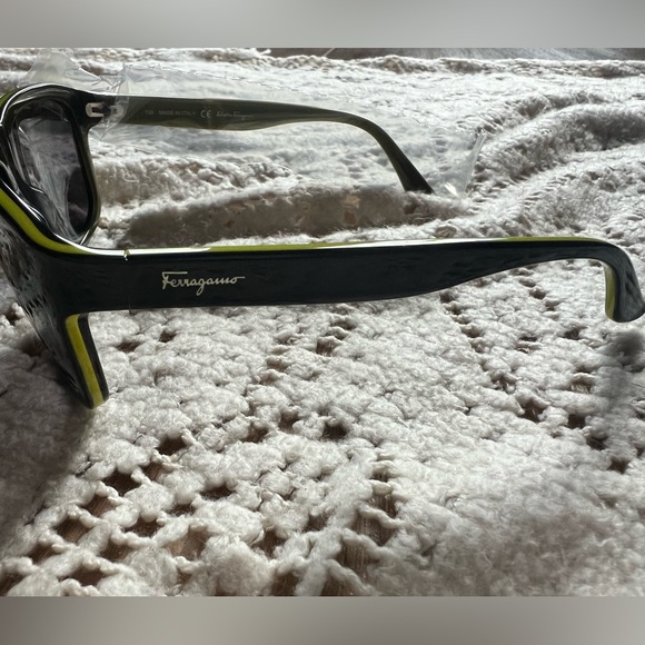 Salvatore Ferragamo Men’s Sunglasses - Picture 7 of 10